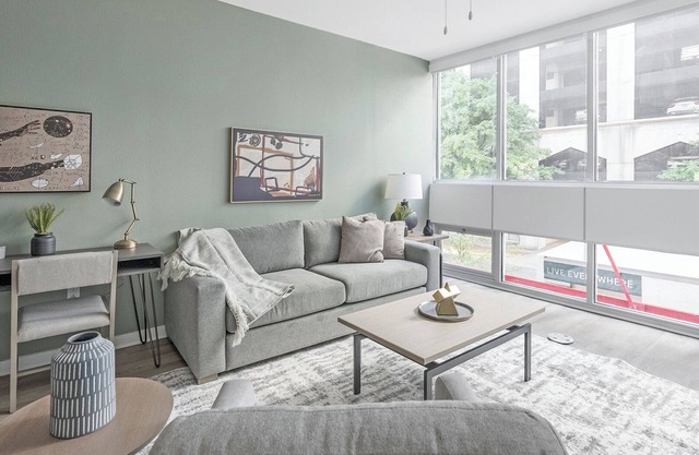 Landing | Amazing 2BD, Yoga Studio, Pool