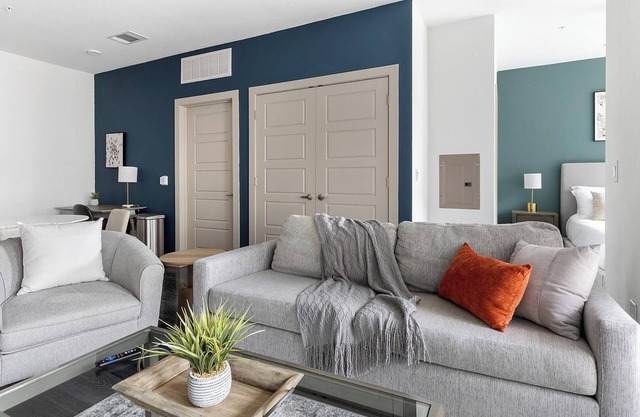 Landing at Alma Hub 121 - 1 Bedroom in Mc Kinney