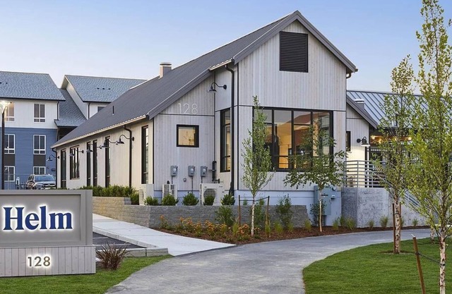 Landing at Helm - 2 Bedrooms in Silver Lake