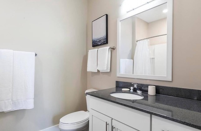 Landing at Marina Lofts - 1 Bedroom in East Toledo