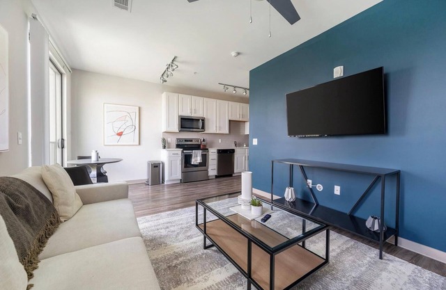 Landing at One Riverwalk - 1 Bedroom in South Knoxville