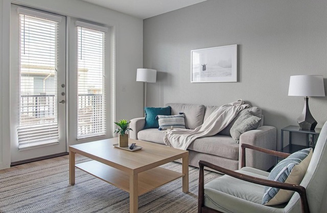 Landing at The Draper - 1 Bedroom in Garland