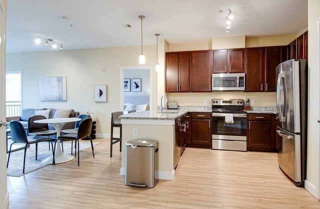 Landing at Urban Green Apartments - 2 Bedrooms in Ijamsville