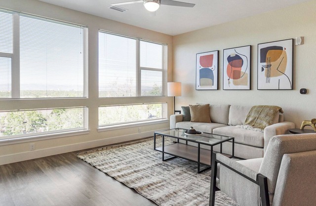 Landing | Chic 2BD, Gym, Yoga Studio