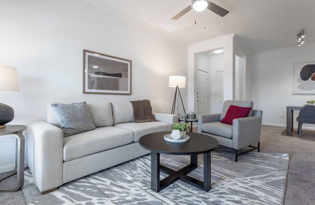 Landing | Incredible 1BD, Gym, Courtyard