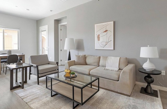 Landing | Incredible 2BD, Pool