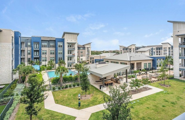 Landing | Incredible 2BD, Gym, Clubhouse