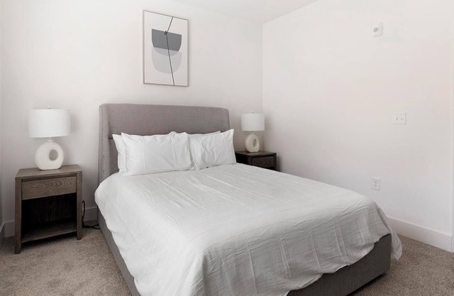 Landing | Modern 1BD, Clubhouse, Gym