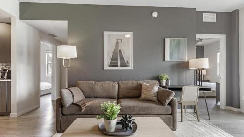 Landing Modern Apartment with Amazing Amenities (ID8608X81)