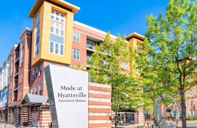 Landing | Spectacular 2BD, Courtyard, Clubhouse