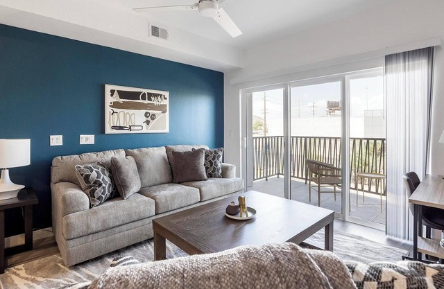 Landing | Stunning 2BD, Pool, Gym