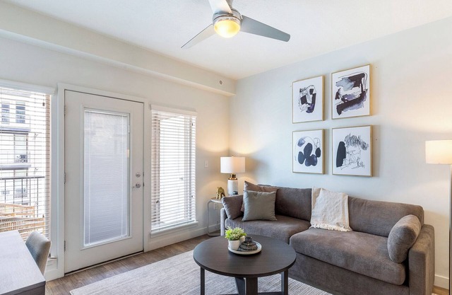 Landing | Stylish 1BD, Gym, Courtyard
