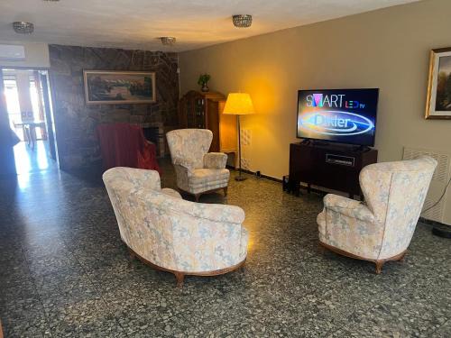 Large 2 floors in Carrasco