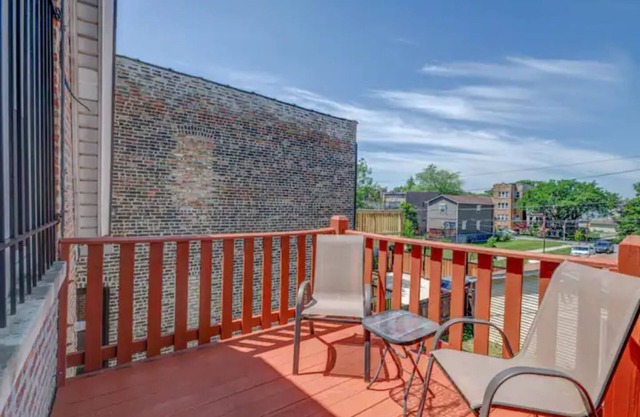 Large 5BR House*4 Parking*Downtown 15min*Sleep 15*
