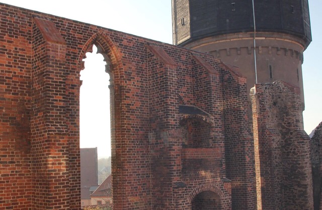 Large apartment in the heart of Bautzen's old town with a view of the ruins of the monastery