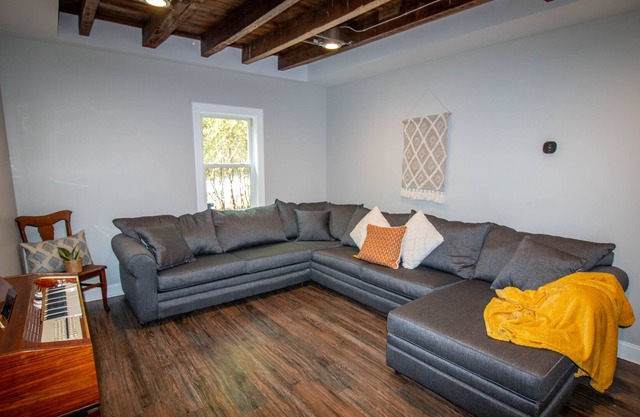 Large Beautiful Apartment