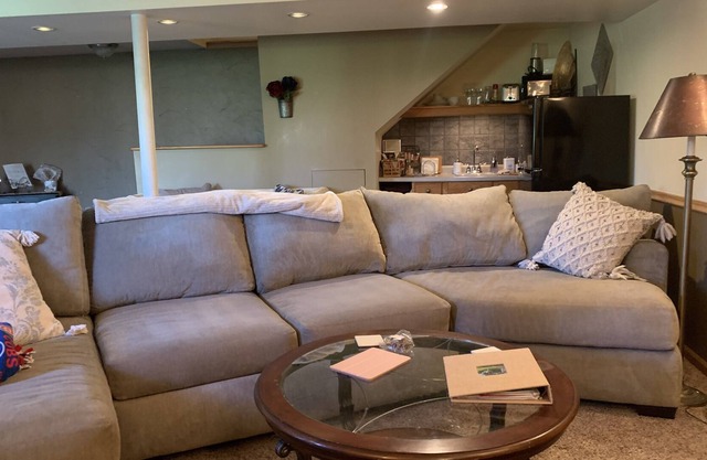Large, Beautiful, bright, suite. Near Naval Base & 6 Flags