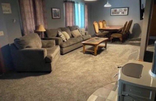Large home 2 living rooms, 4 bedrooms. Near lakes and great hunting and fishing.
