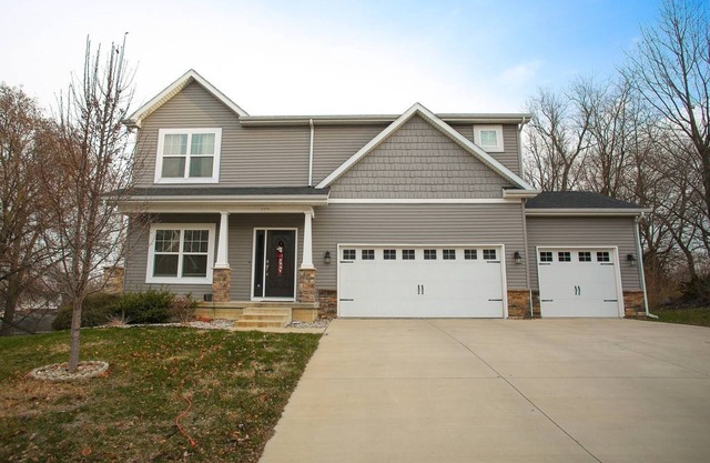 Large home close to downtown and Purdue