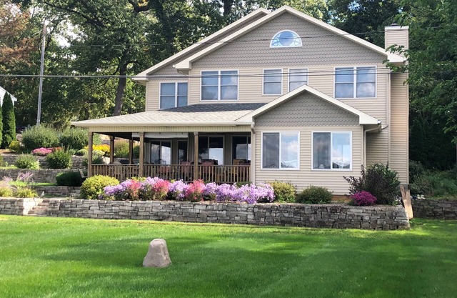 LARGE HOME ON ALL SPORTS LAKE IN COLON, MICHIGAN
