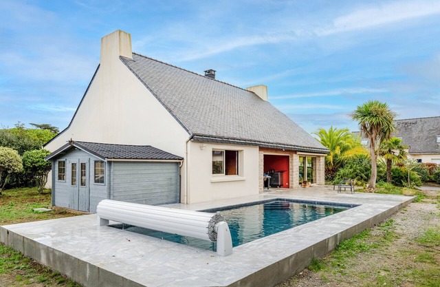 Large house for 10 with pool, in Sarzeau