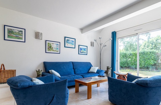 Large house for 9 people in Larmor-Baden