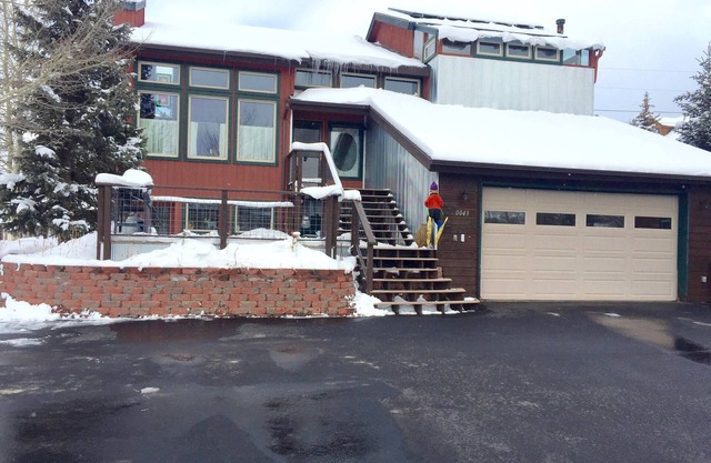 Large Mountain Escape - open floor plan - 5 bedroom - 3 bath
