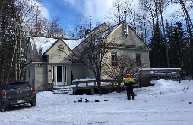 Large on mountain home with sauna, easy slope access