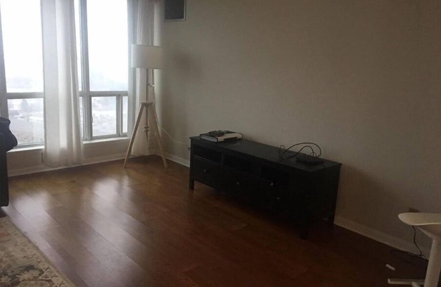 Large Penthouse Suite!
