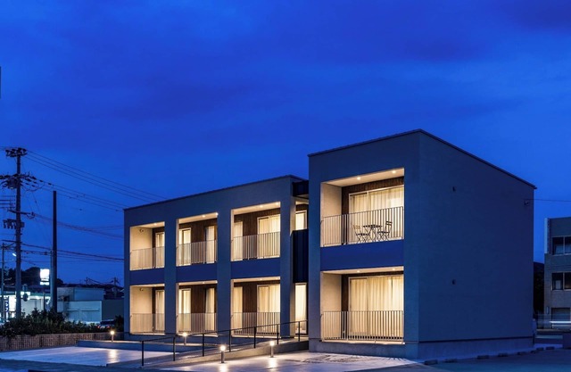 LARGE SUITE/Awaji Hyōgo