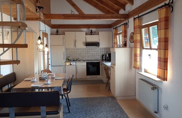 Large vacation home with garden and barbecue facilities (98 sqm)