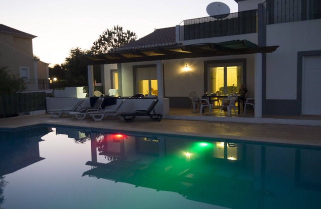 Large Villa, Private Balcony & Solar Heated Pool, Air-con, Wi-Fi, Games Room