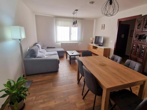 Las Natillas Con V - Martín Miguel