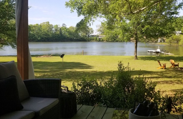 Last minute Discount !nAugust & September nLake Getaway!