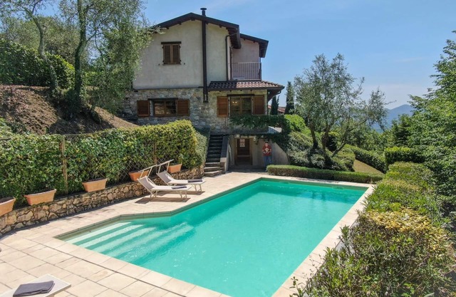 LAST MINUTE OFFER- luxury Villa Luna- private pool- wifi