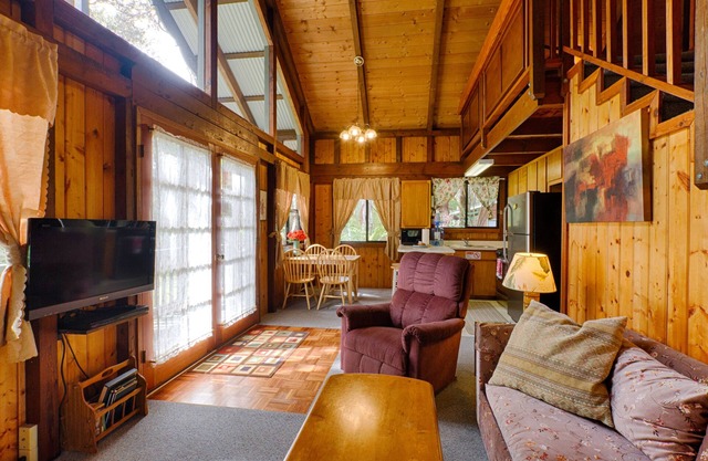 Lava Lodge at Hale Kilauea