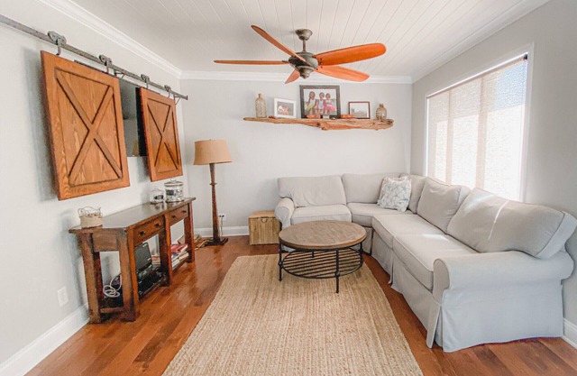 Lavallette Gorgeous 3 Bed/2 Bath Beach Block Rental-Beach Access Street, Badges