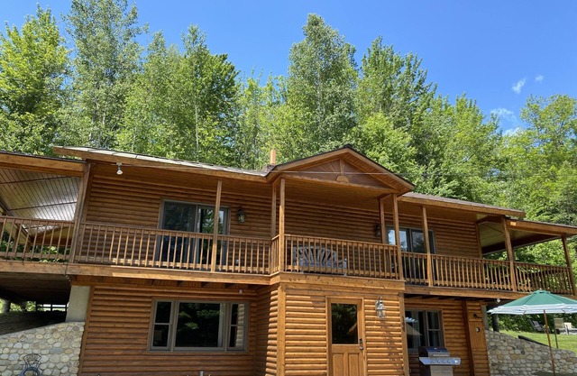 Lazy Bear Cabin