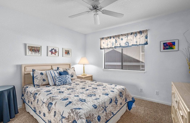 Lazy V-08 Updated 3 Bedroom 2.5 Bath Waterfront Condo!