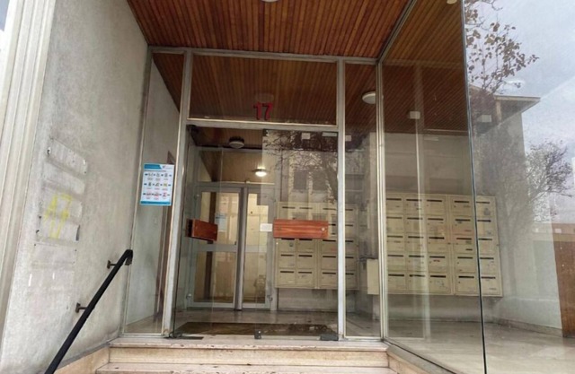 LE CARDINAL, apartment with private parking, train station, town center,