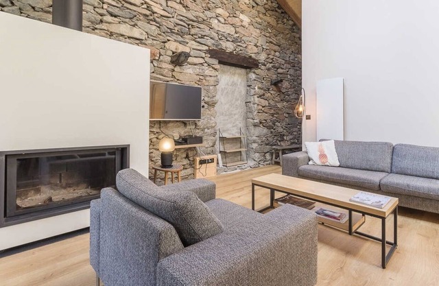 Le chalet de ManéLou - 10Pers - 120m² - Cosy 10mn from the Pistes