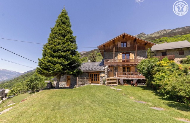 LE Chalet DE Nini - St-andre