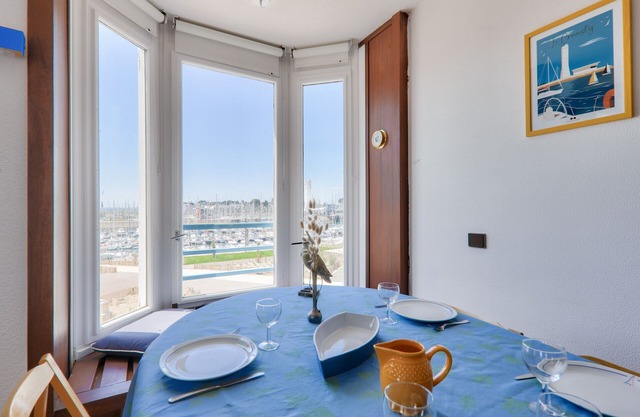 Le Crouesty, flat for 5 on the harbour with view