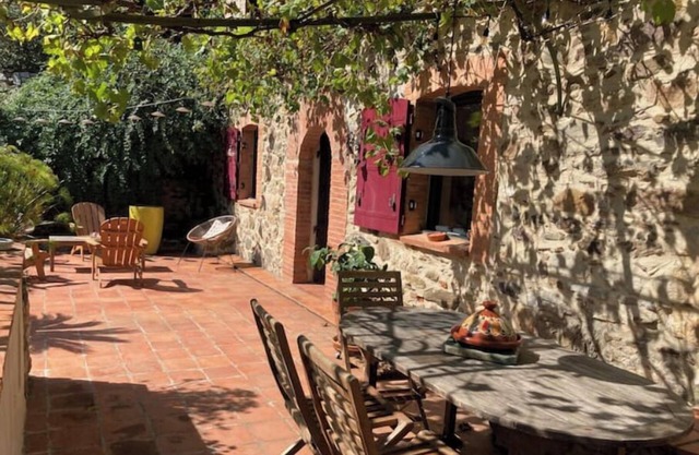 Le Mas de la Rivière Ample Privatisé Pour 12 Pers