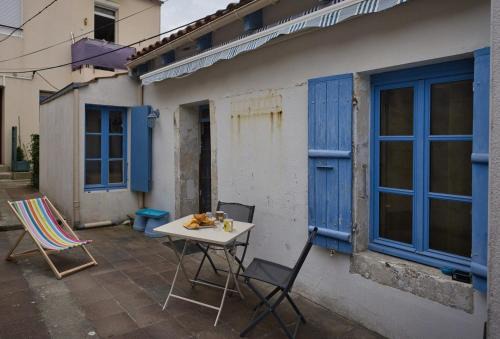 Le refuge de la Fée - centre et plage