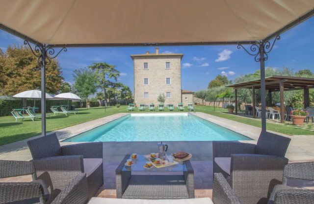 Le Rondini by Interhome