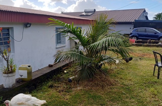 Le Rustique - Calm Creole house between volcano, nature and ocean on Reunion Island.