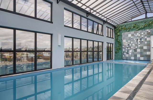 Lefel Hotel
