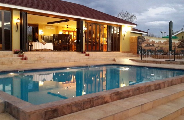 Legodimo is a luxurious SELF-CATERING GAME LODGE 1 hour from Sandton