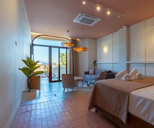 Leisure Escape with a sea view by Salt Apartments